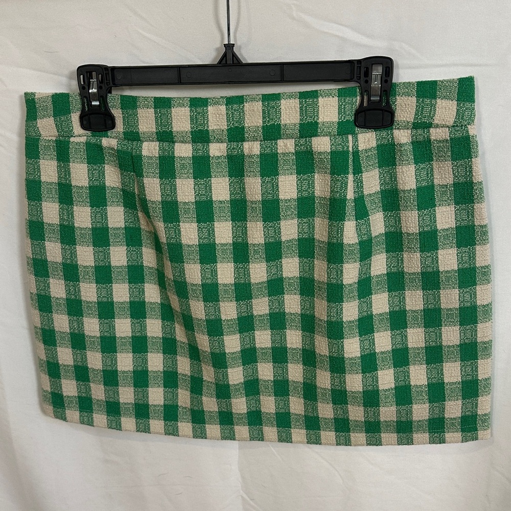 Vero Moda Green and Cream Plaid Mini Skirt - Picture 4 of 4